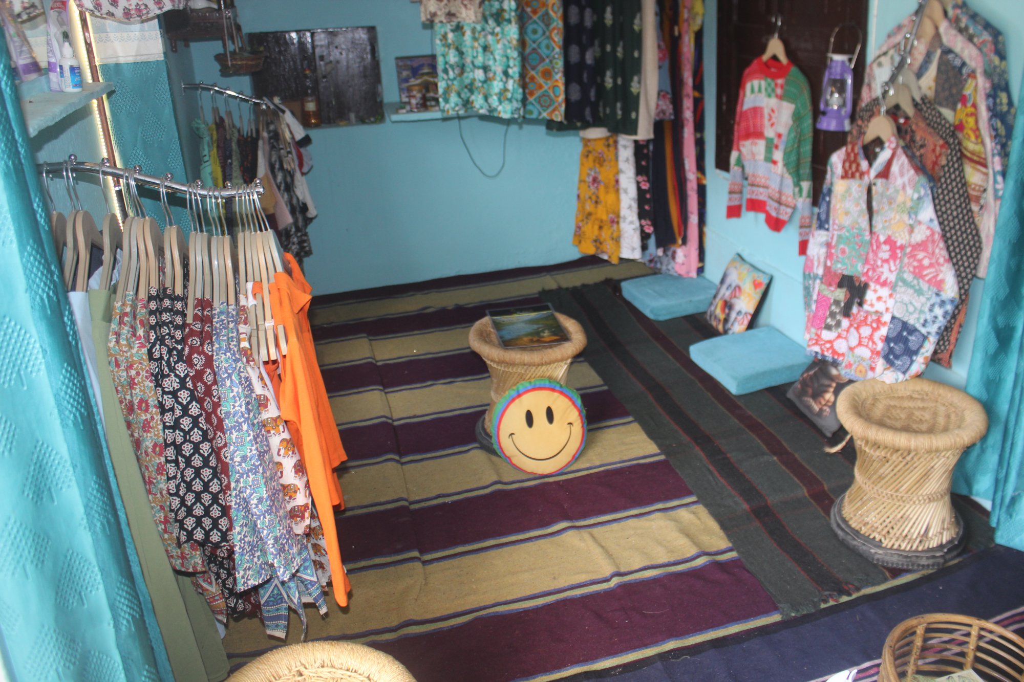 Boutique Image 19